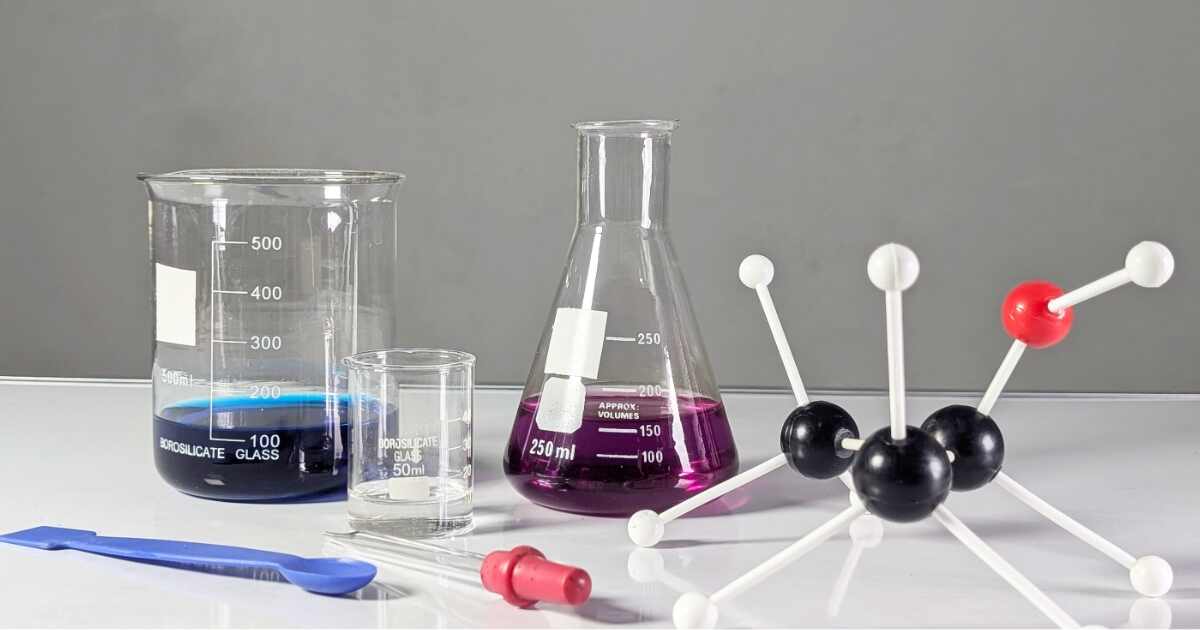 difference between elements compounds and mixtures