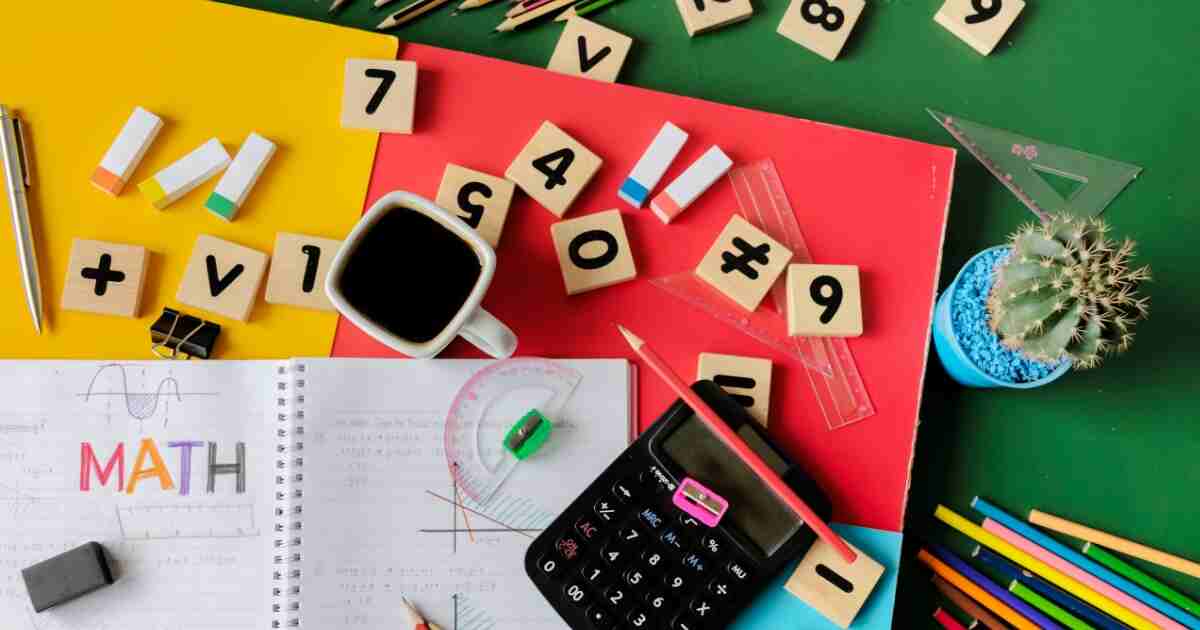 difference between factor and multiple