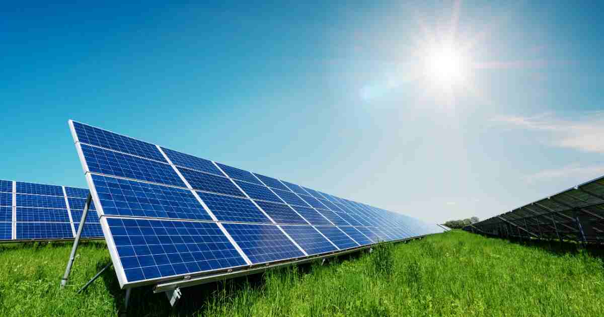 difference between renewable and non-renewable energy